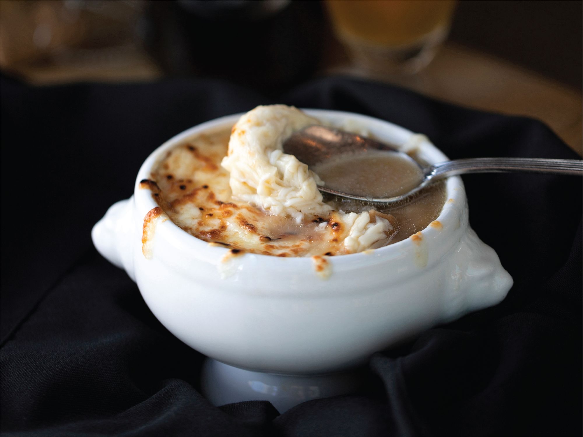 Soupe à l’oignon à la bière «À tout le monde»